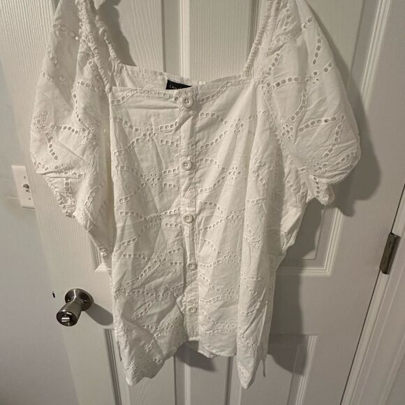 NWT Lane Bryant White Eyelet Top Plus Size 20 - Picture 1 of 7